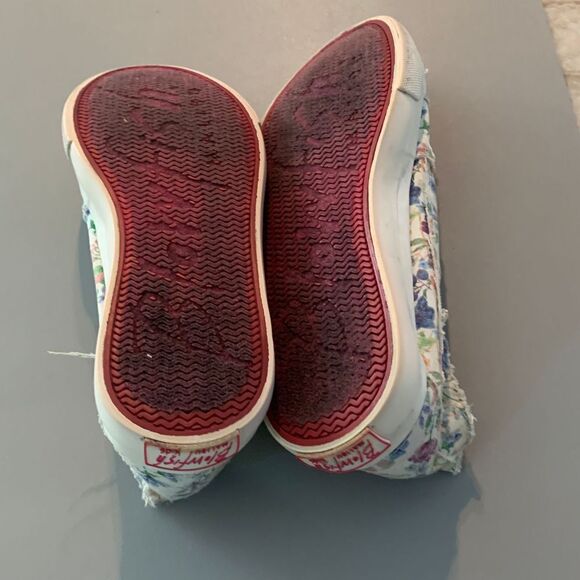 BlowFish Fashion Sneakers  - Picture 5 of 6